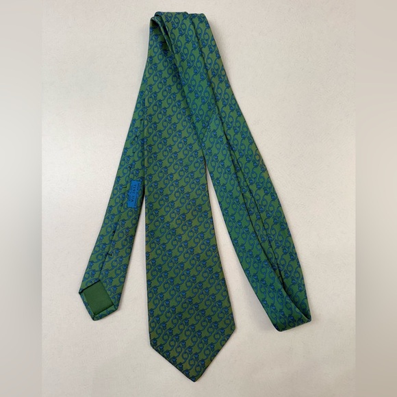 Hermes Other - Hermès Vintage Green Link Patterned Silk Tie